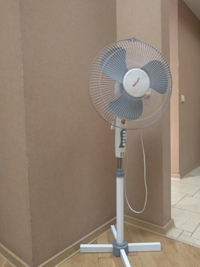 Центр, Євгена Коновальця, 3 Apartment Lutsk Luaran gambar