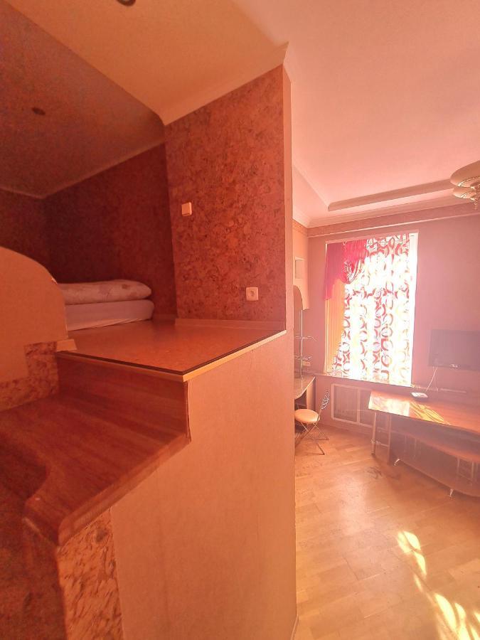 Центр, Євгена Коновальця, 3 Apartment Lutsk Luaran gambar
